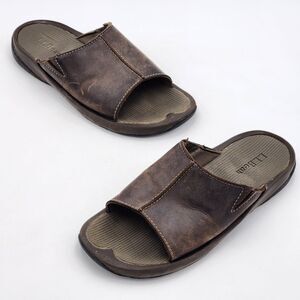 L.L. Bean Sandals & Flip-Flops for Men on Sale up to 90% Off 